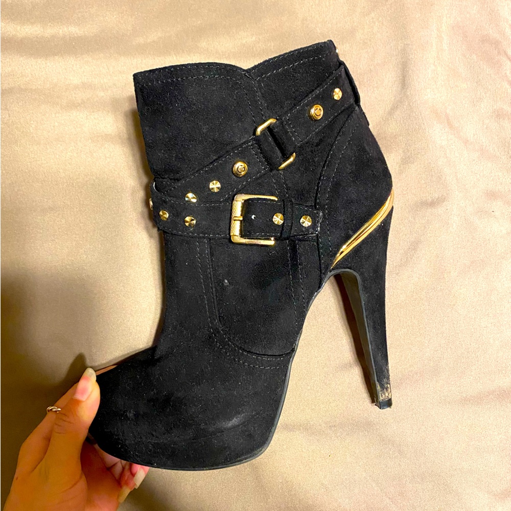 G by Guess ankle boots